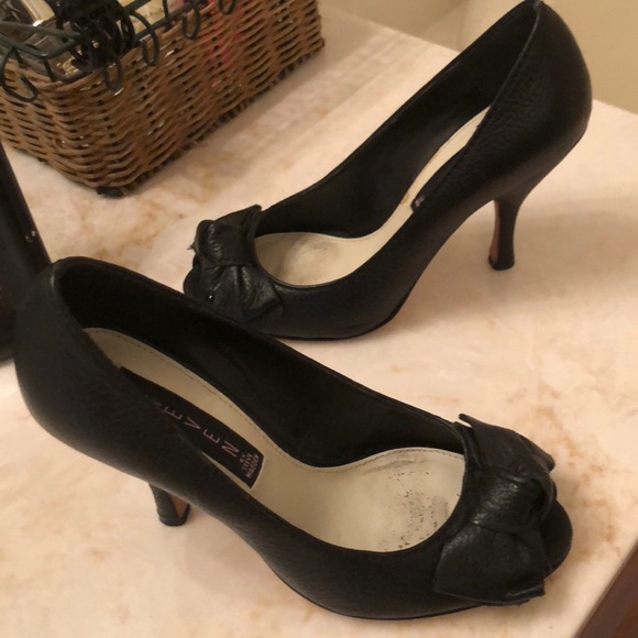 Black peep toe stilettos by STEVEN by Steve Madden - Picture 2 of 5